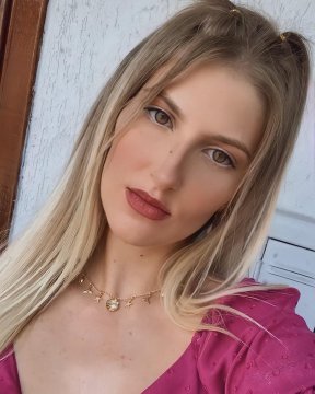 BlondeFi from California,United States