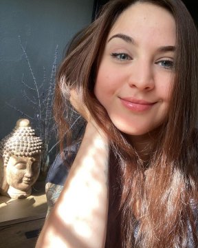 laurie05 from California,United States